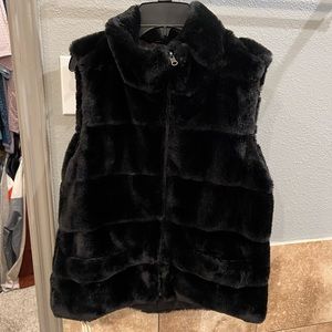 NWT Dylan Black Faux Fur Vest - Small